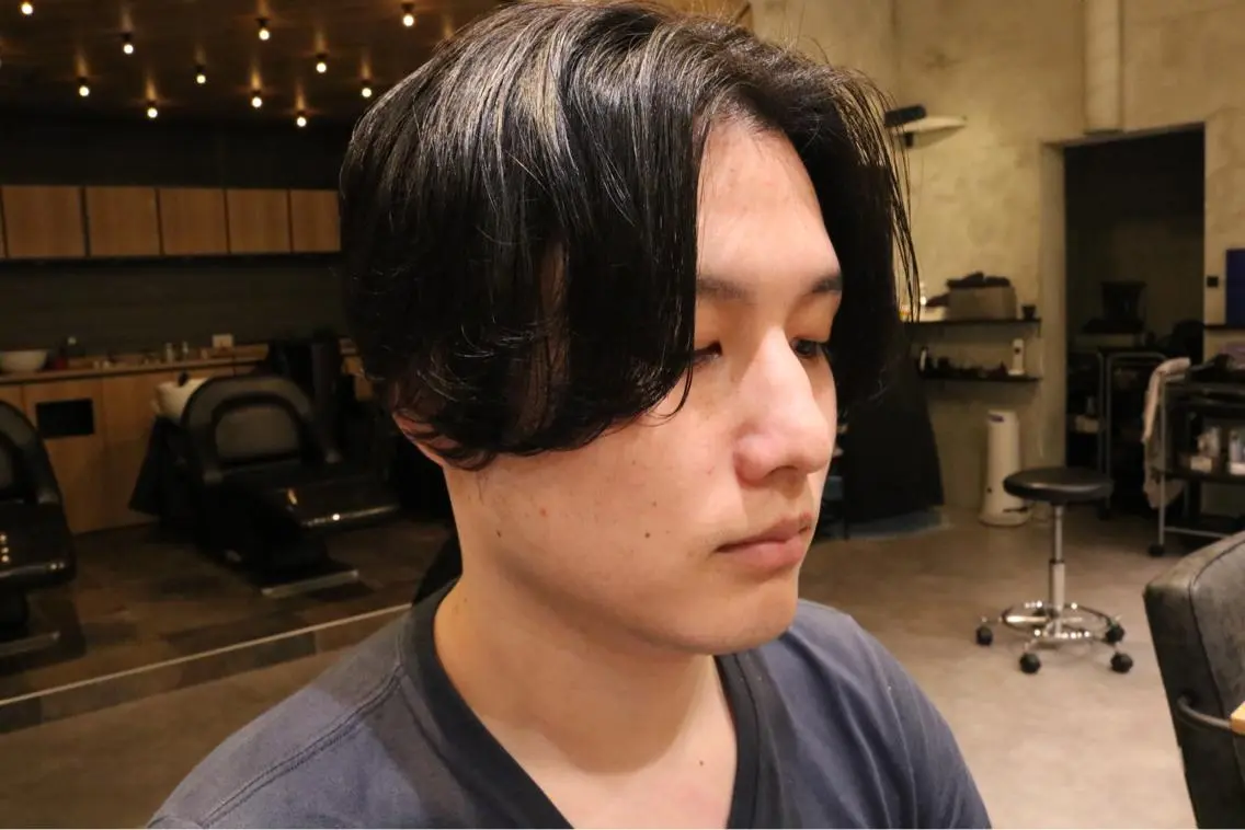 ショート 縮毛矯正 透明感カラー🇰🇷 レイヤー✨桑原　研太のヘアスタイル
