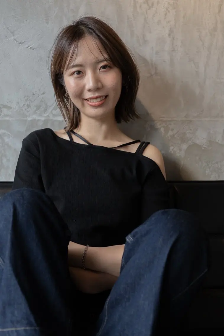 ミディアム カット ヘアカラー トリートメント 落合 妙佳のヘアスタイル