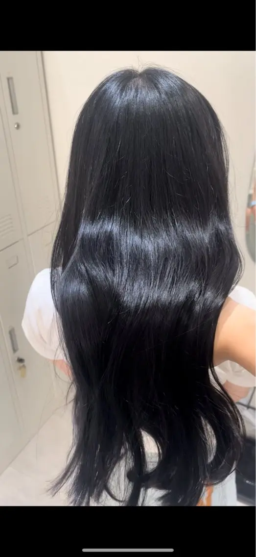 ロング カラー 黒髪 ブルーカラー ブルーブラック Zina天神🌻 Honokaのヘアスタイル