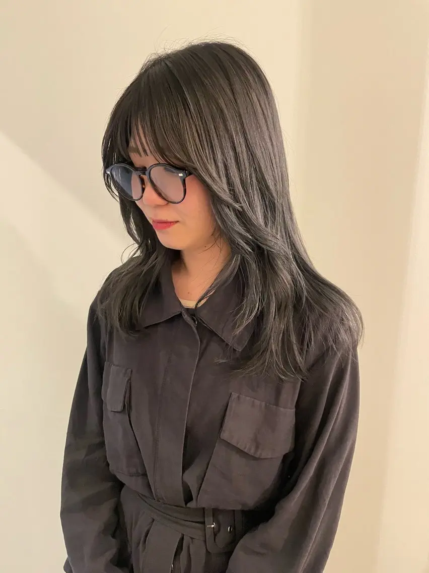 セミロング カラー グレージュ カット ヘアカラー トリートメント 渋谷 留菜のヘアスタイル