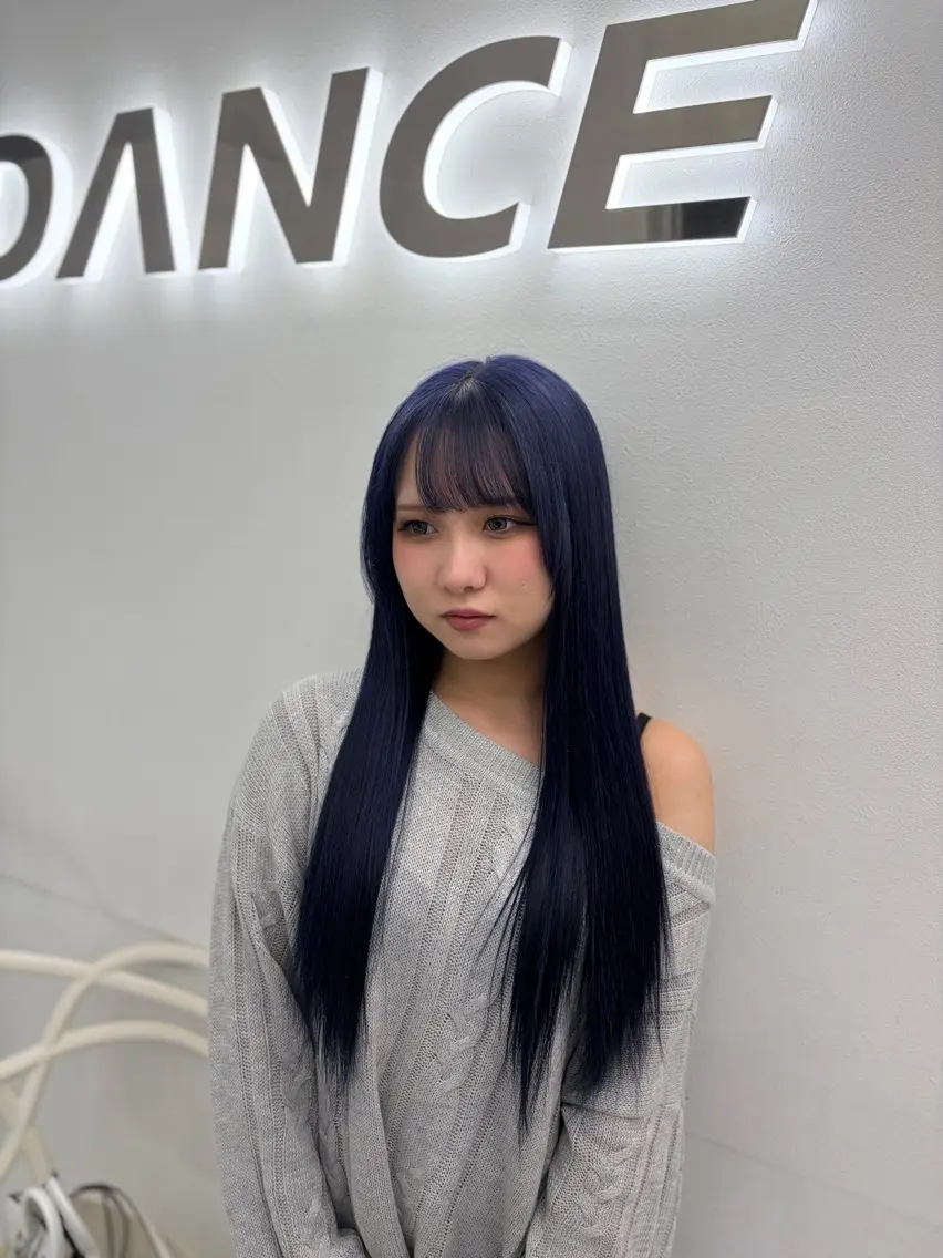 ロング ヘアカラー ヘアセット 艶髪ハイトーンカラー 渋谷🎀ririkaのヘアスタイル
