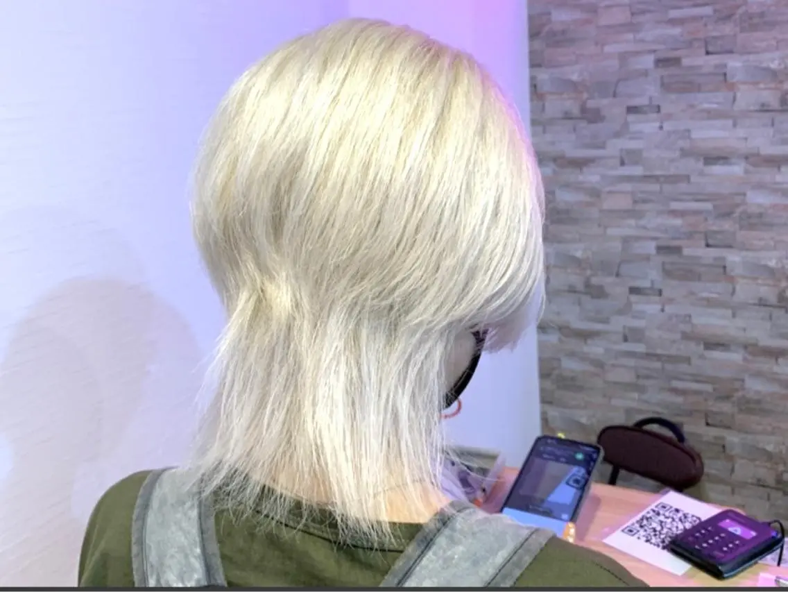 ショート カラー ヘアカラー&縮毛矯正 STAR☆RIVERのヘアスタイル