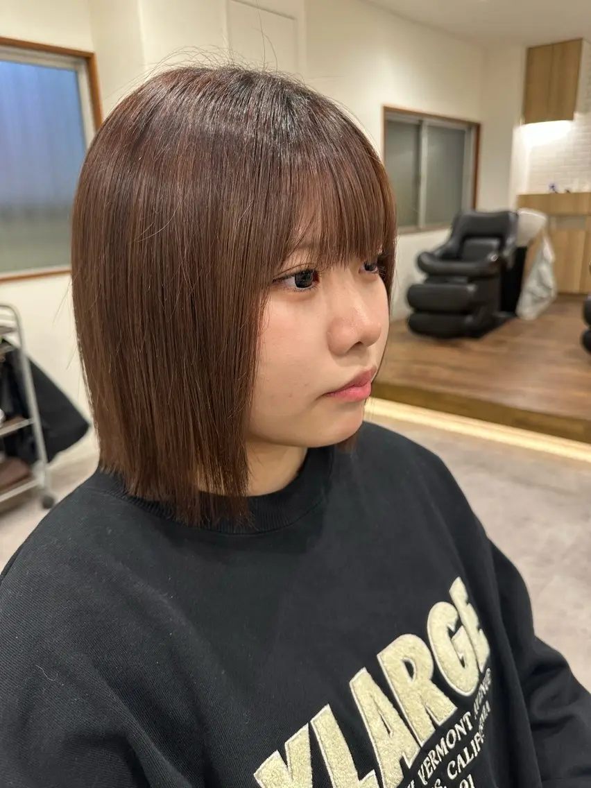 ミディアム 縮毛矯正 🫧MANA レイヤーカット🌙のヘアスタイル