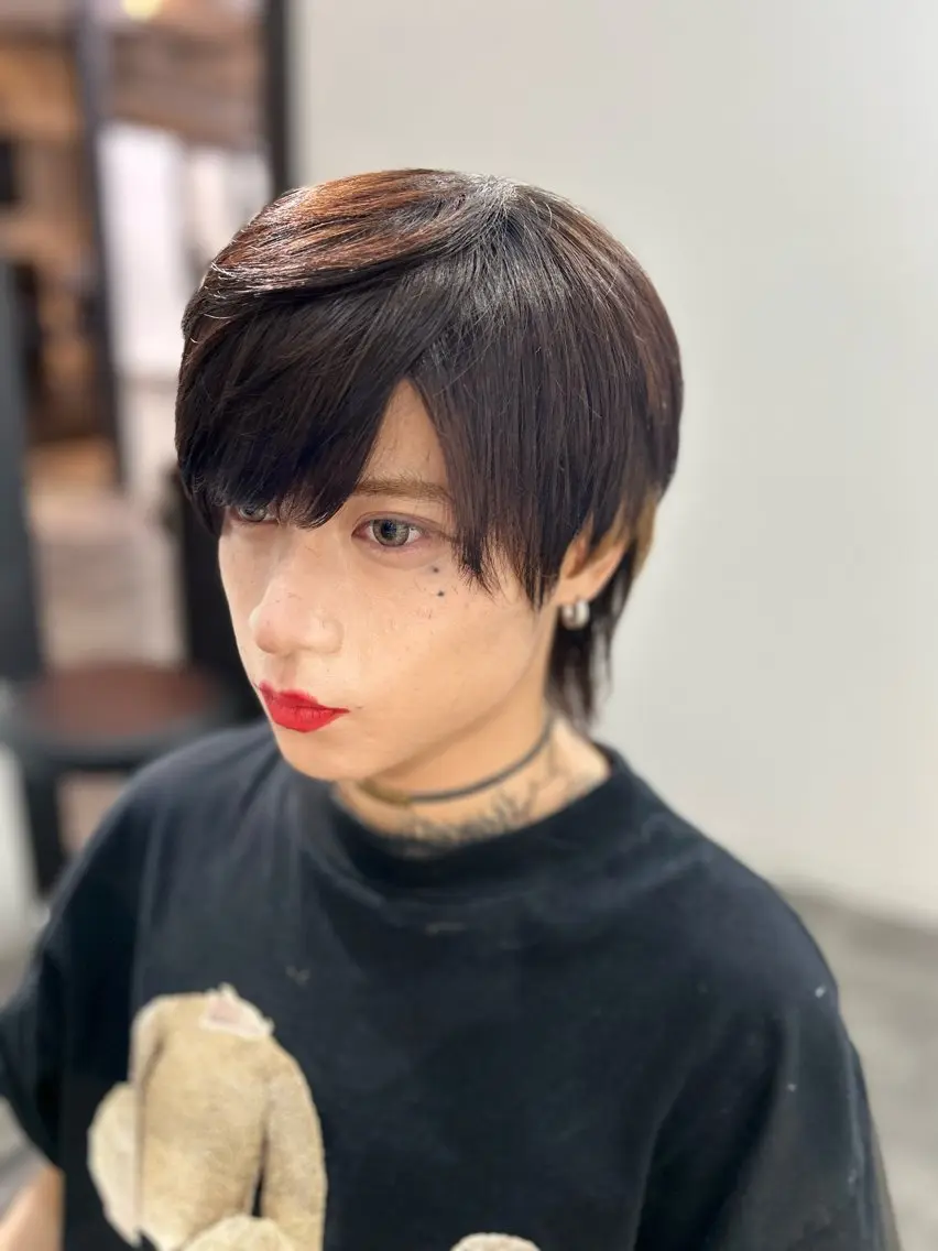 ショート パーマ メンズ ハンサムショート ショートヘア 縮毛矯正 カット 縮毛矯正 トリートメント OKADA/メンズ /カット/眉/縮毛のヘアスタイル