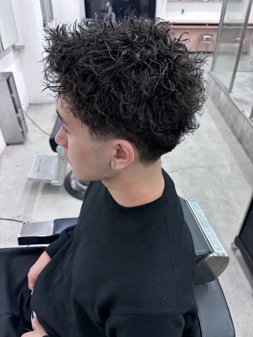 パーマ メンズ カット パーマ トリートメント 土岐/メンズ専門 パーマ特化美容師🌀のヘアスタイル