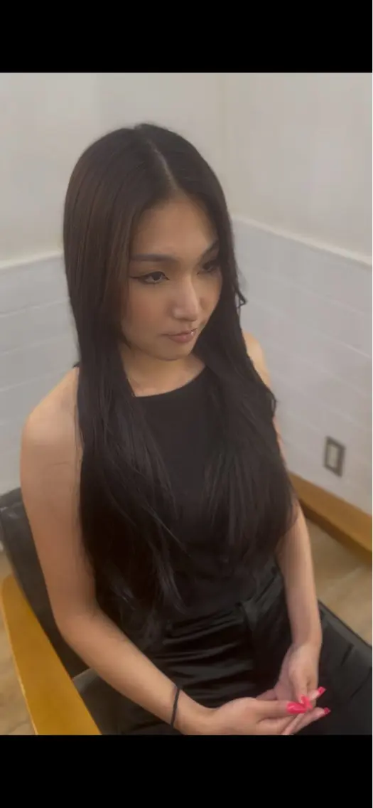 カラー 中嶋 優海のヘアスタイル