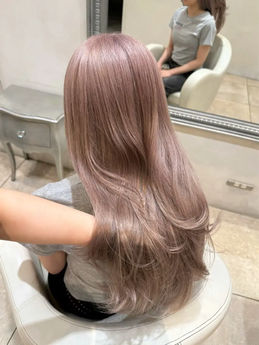 ロング カラー 菅沼 花琳のヘアスタイル
