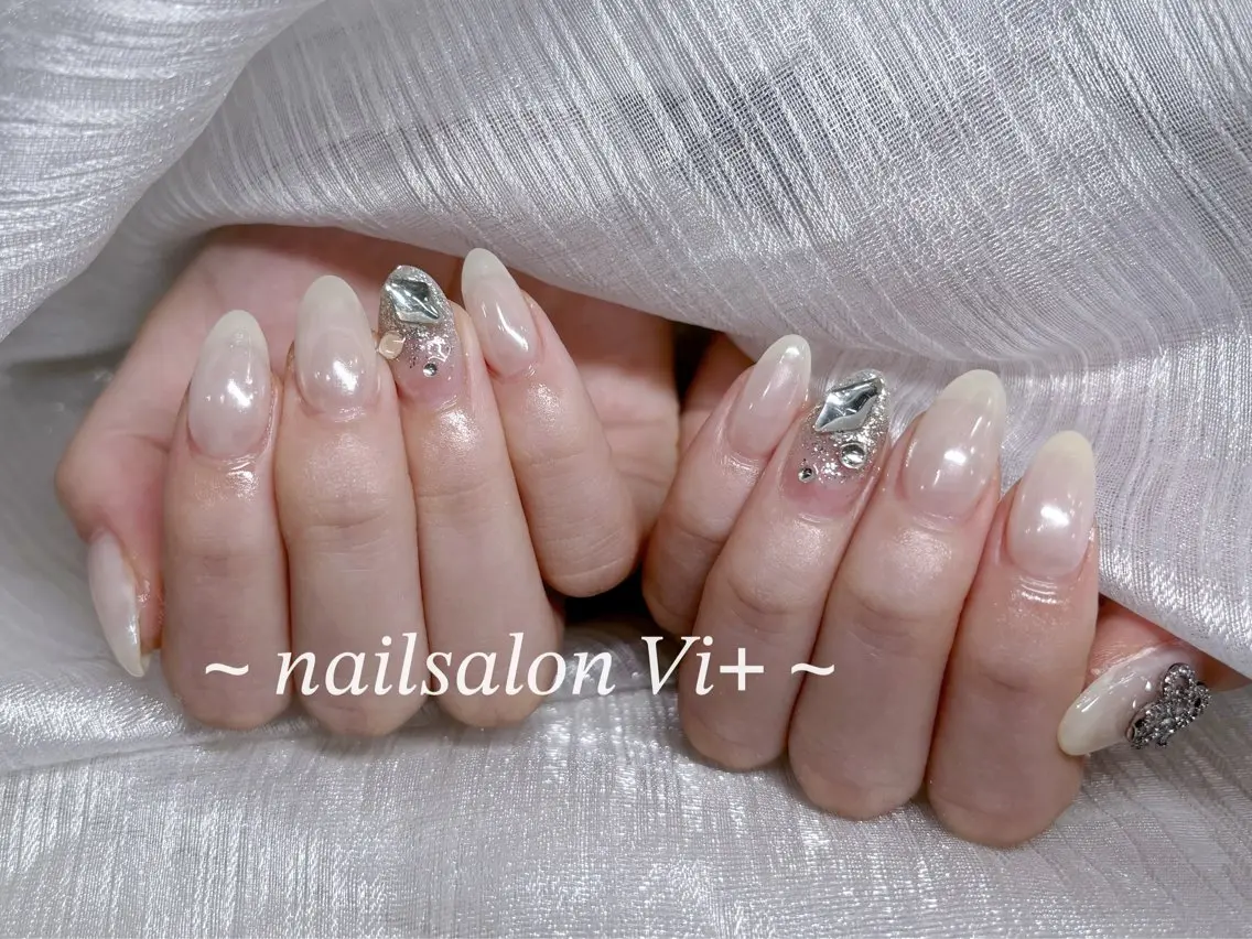 ネイル ハンドネイル Nailsalon Vi+ももか🩷のネイルデザイン