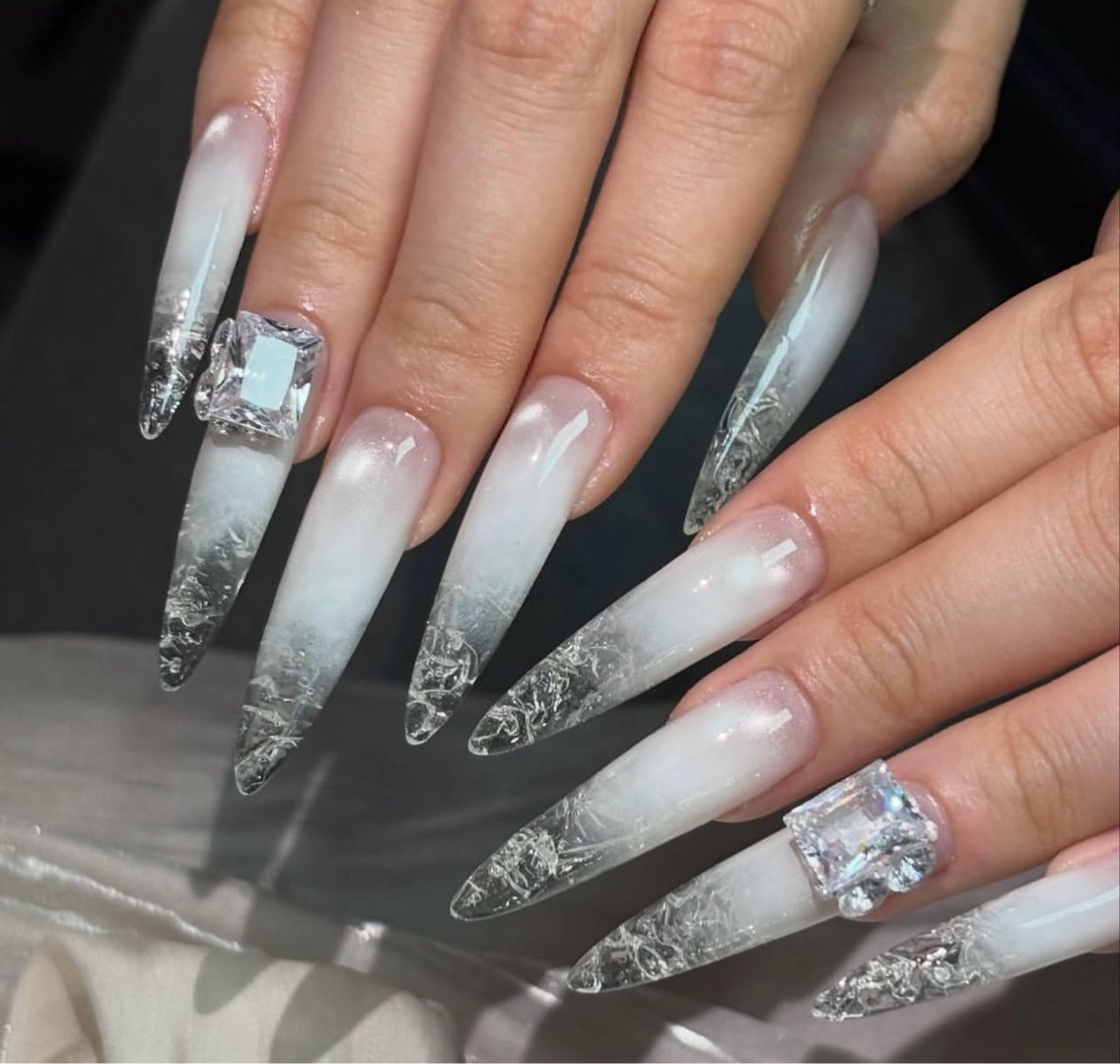 ネイル ハンドネイル NiJi Nailsのネイルデザイン