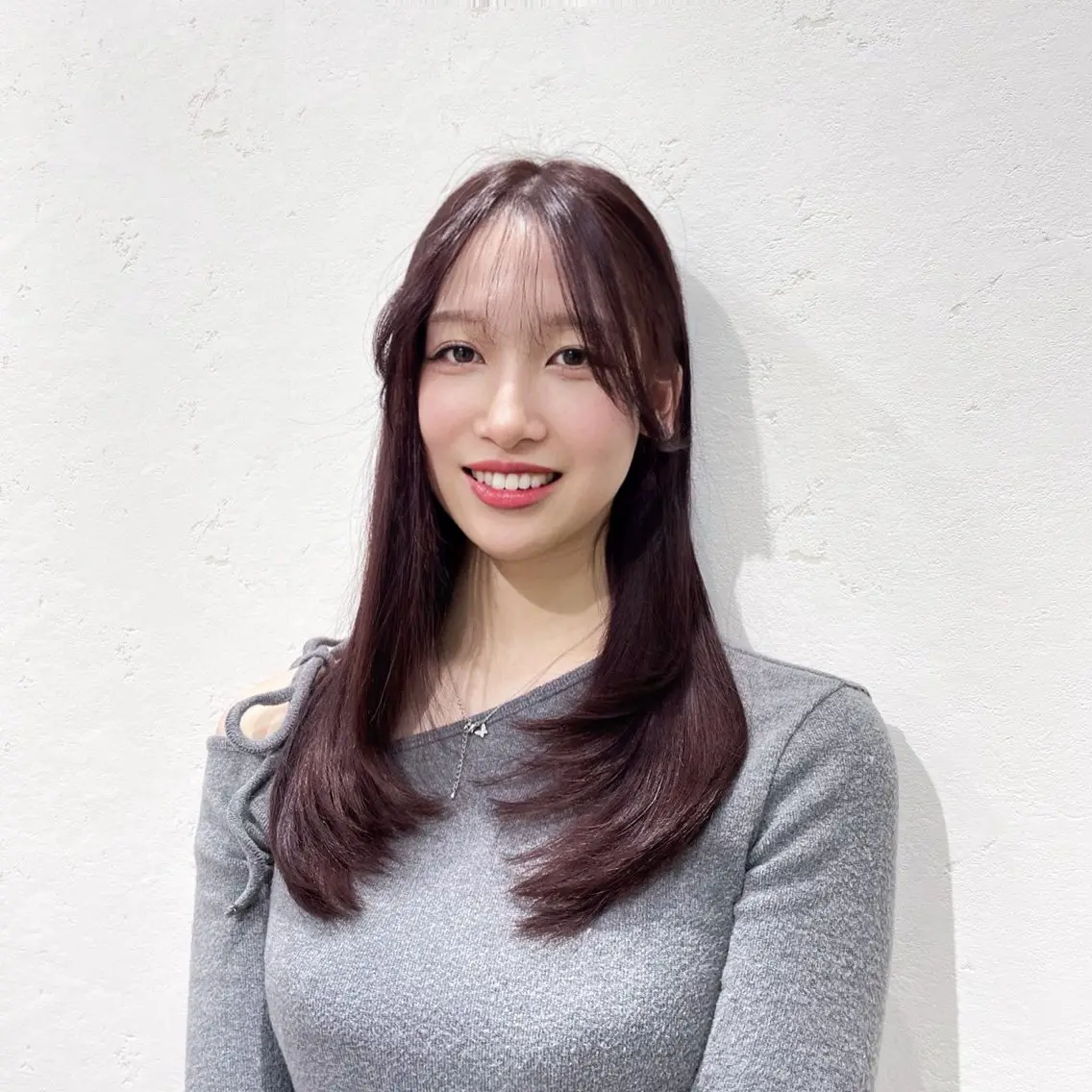 セミロング レイヤーカット カット ヘアカラー 渡辺 あいかのヘアスタイル