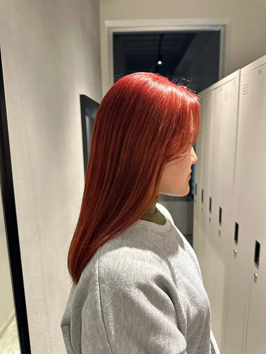 セミロング カラー ヘアカラー 丸山 心 / 艶カラーのヘアスタイル