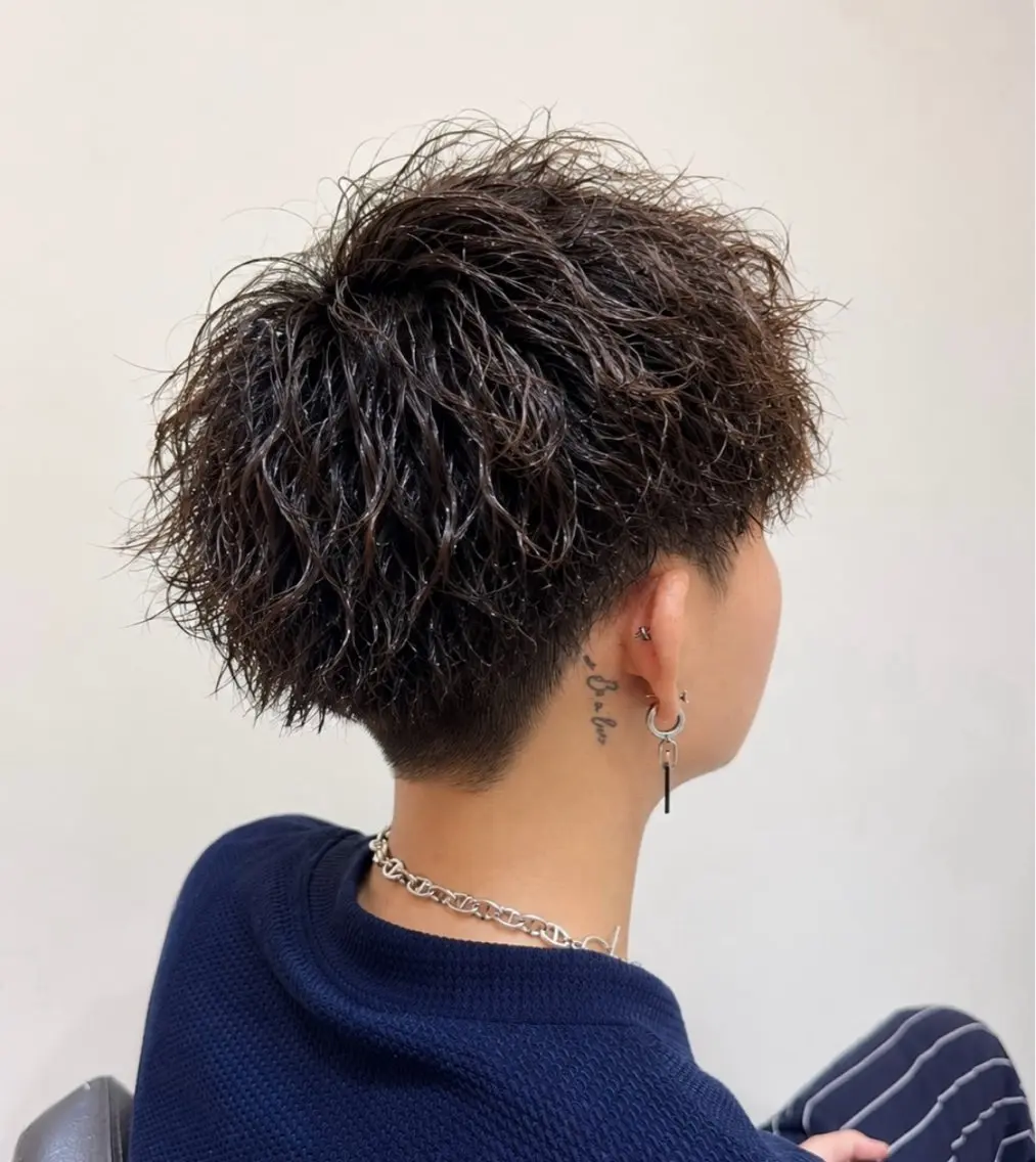 【エリア最安値】メンズカット+ツイストスパイラルパーマ(or波巻き)の写真