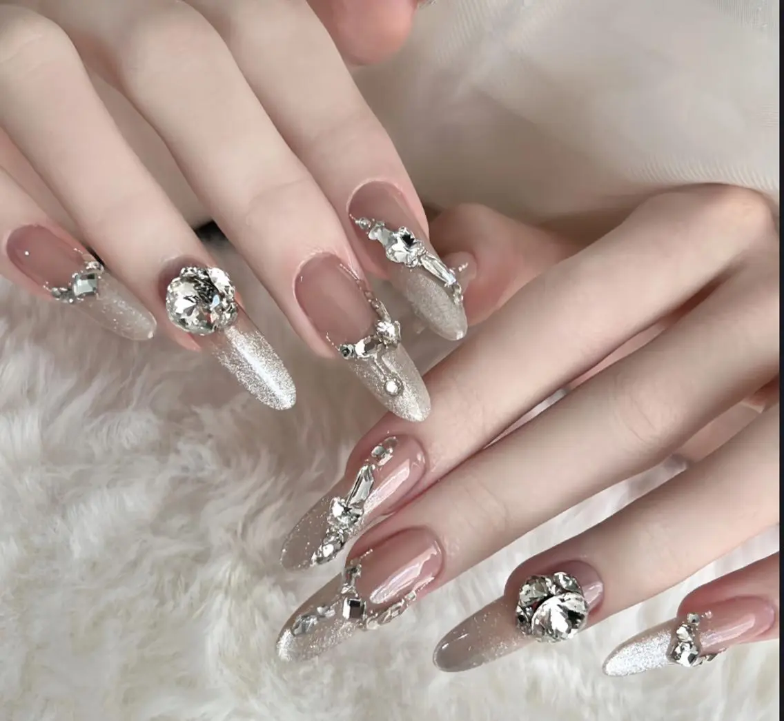 ネイル ハンドネイル Pure&Rich Nailのネイルデザイン