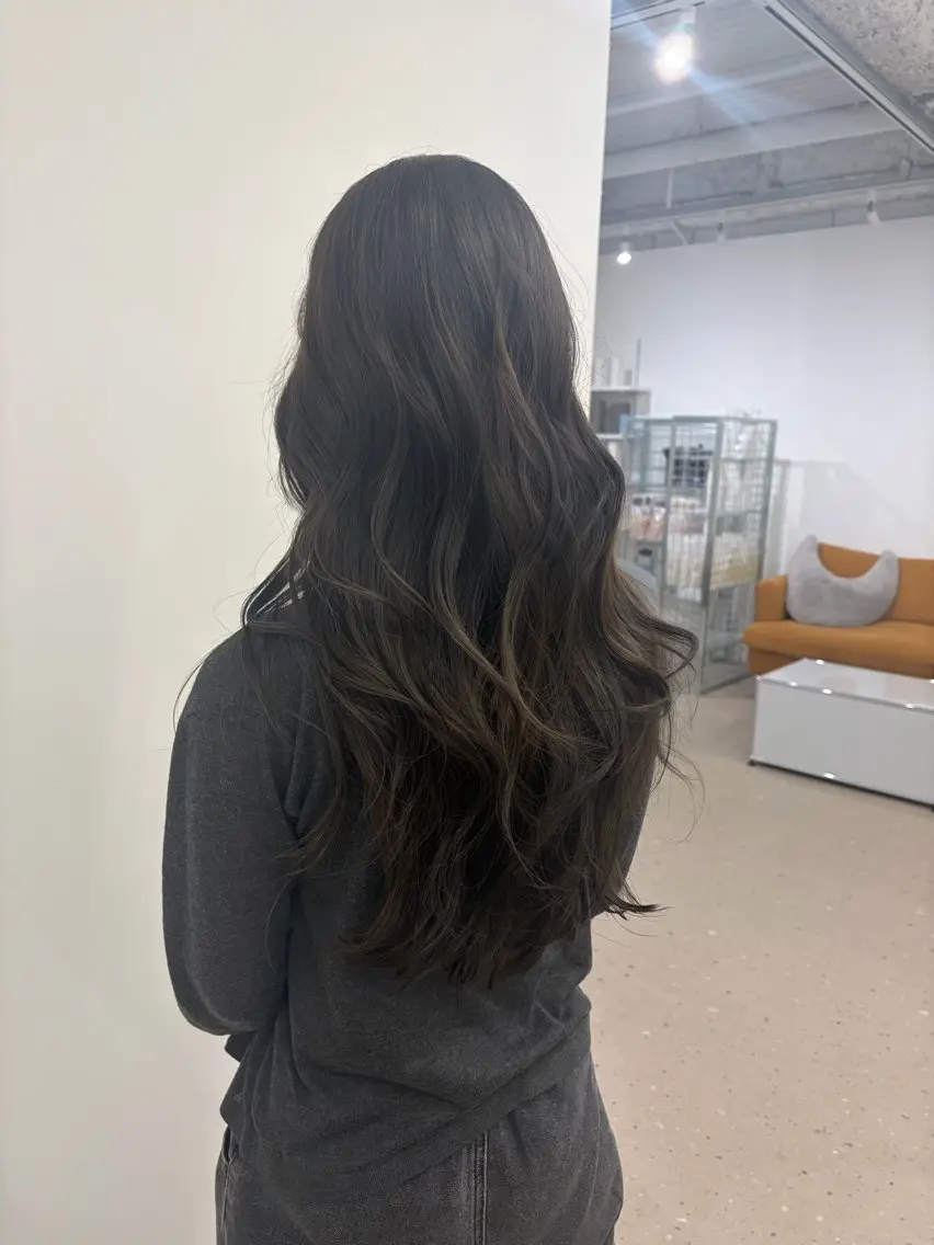 カラー オリーブカラー ヘアカラー 松本 ゆらのヘアスタイル