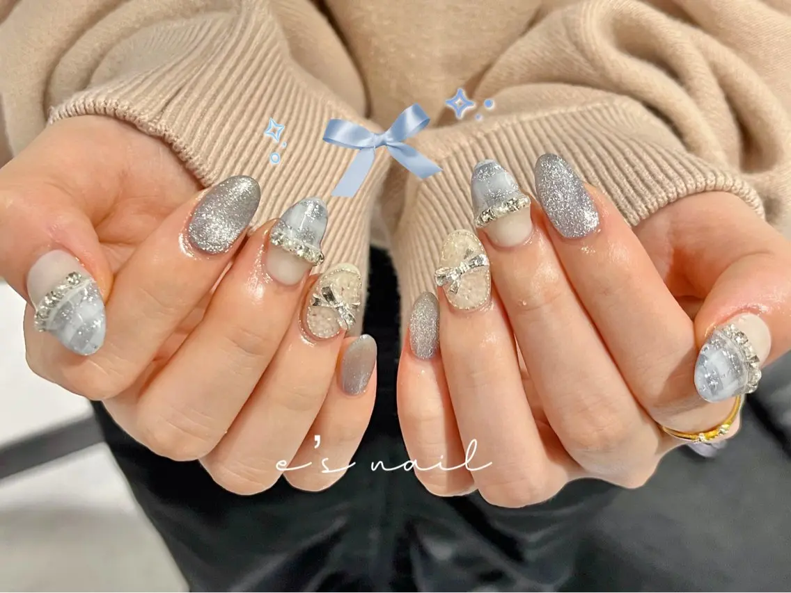 ネイル ハンドネイル ハンドケア e’s nail Lumièreのネイルデザイン