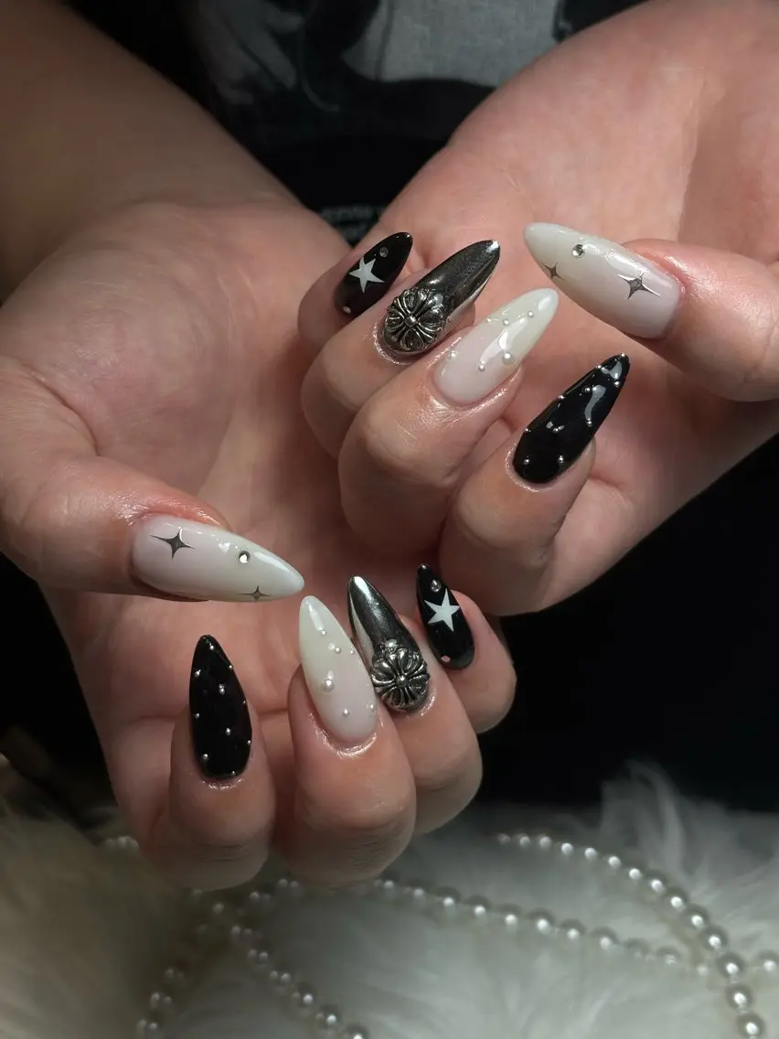 ネイル キラキラネイル 韓国ネイル マグネットネイル 夏ネイル ワンホンネイル ハンドネイル Sully Nail  Labのネイルデザイン