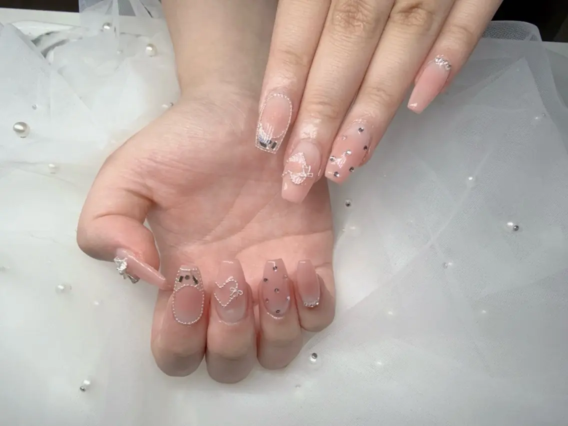 ネイル ハンドネイル Anna Nailのネイルデザイン