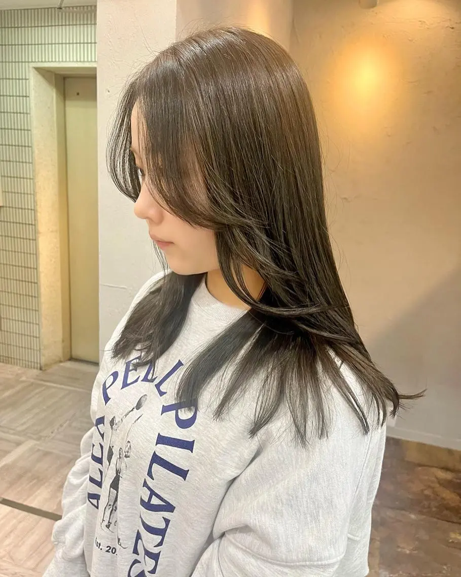 【平日限定✽6週以内】メンテナンスカット🌿+透明感カラー+1stepケアトリートメント🕊※2回目以降の方のみの写真