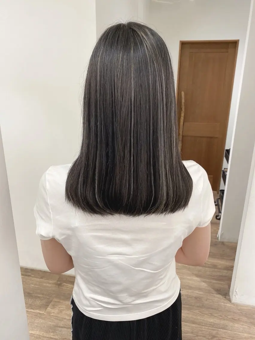 セミロング カラー ヘアカラー トリートメント ハイライト⭐️上野 高広のヘアスタイル