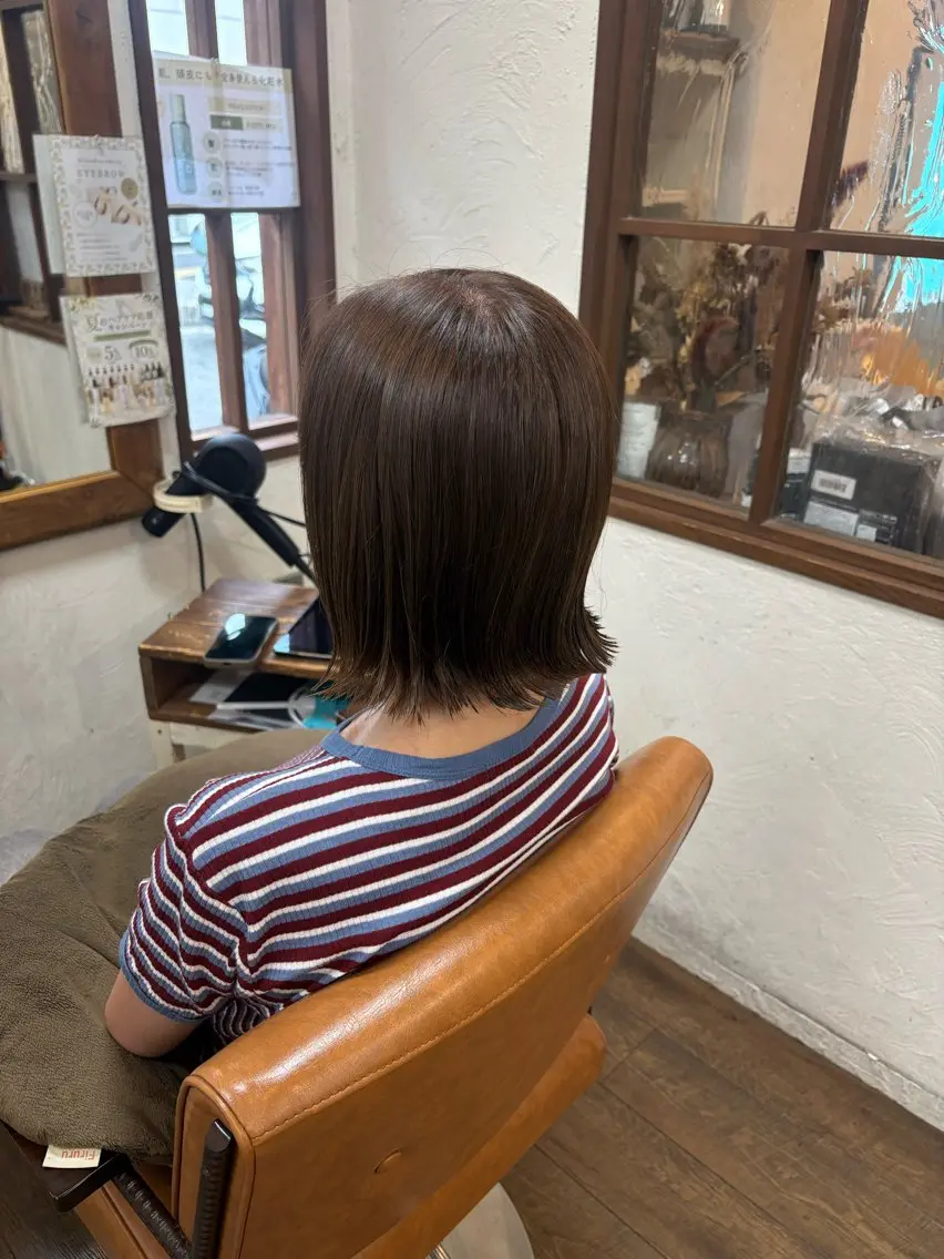 ショート カラー ボブ カット ヘアカラー 元山 透明感艶カラー 🌻レイヤーカットのヘアスタイル