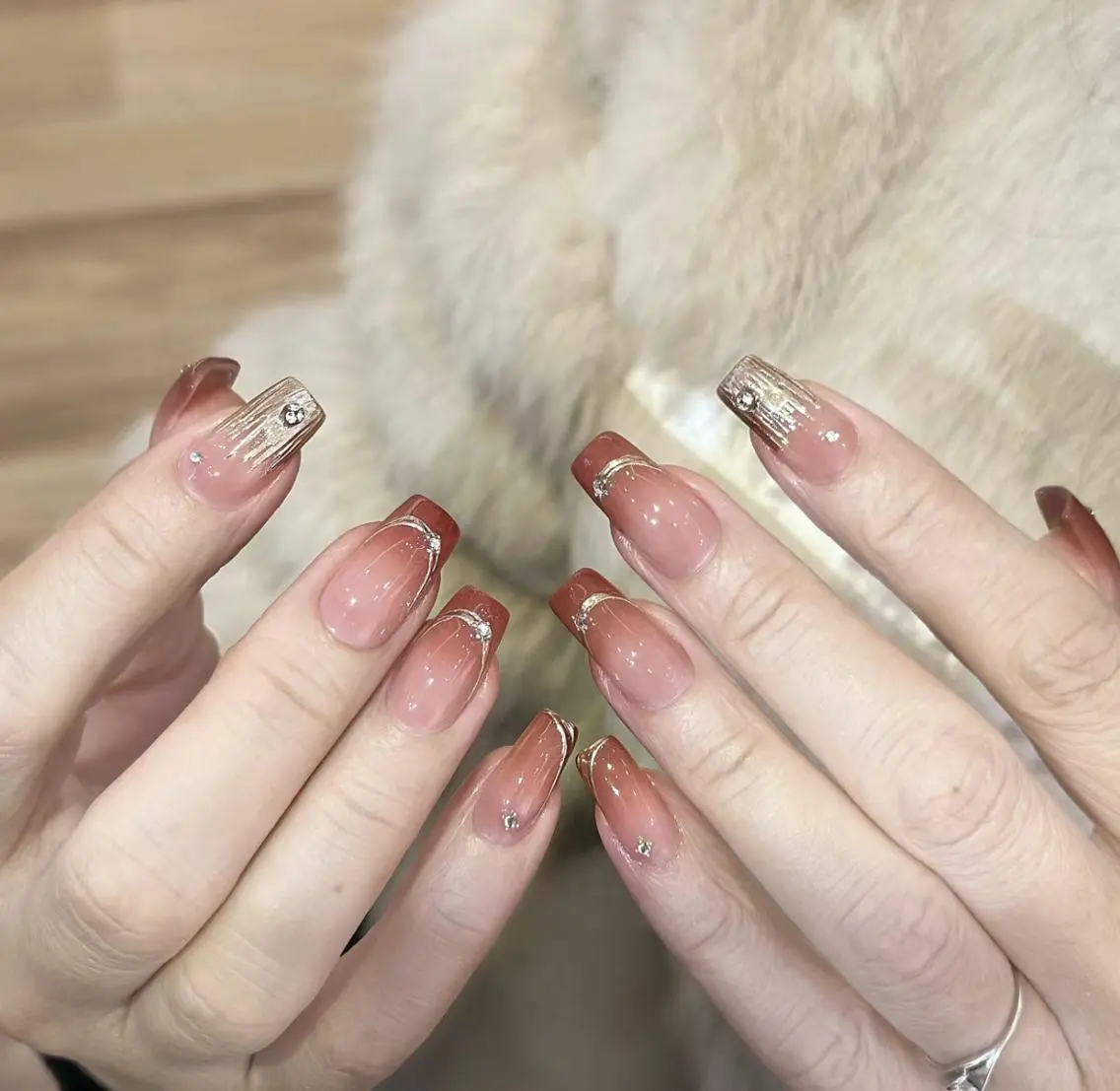 ネイル ハンドネイル ハンドケア 🍑 momo_nailのネイルデザイン