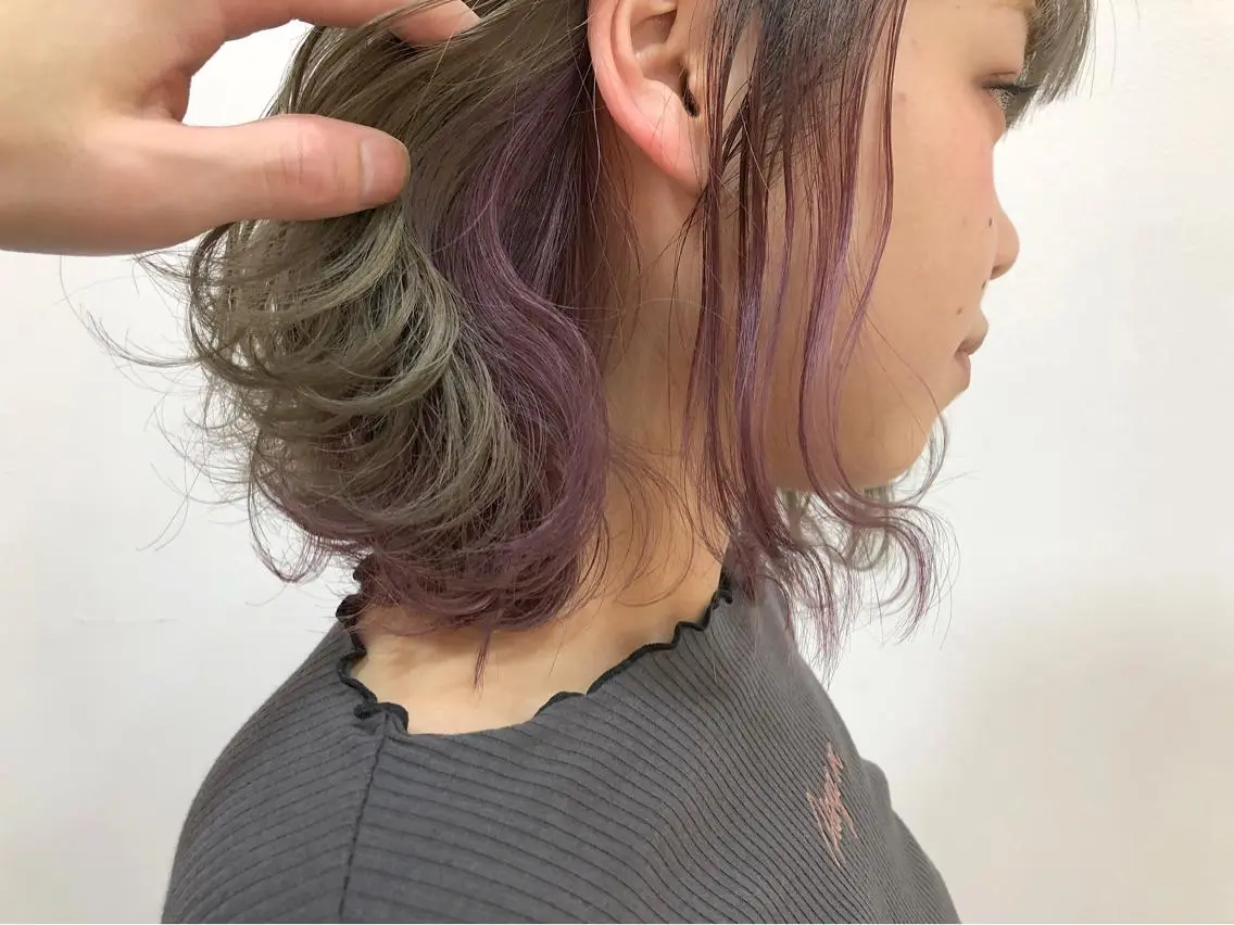 ミディアム カラー インナーカラー 横浜ブリーチムラ直し ハイトーン/ブリーチのヘアスタイル