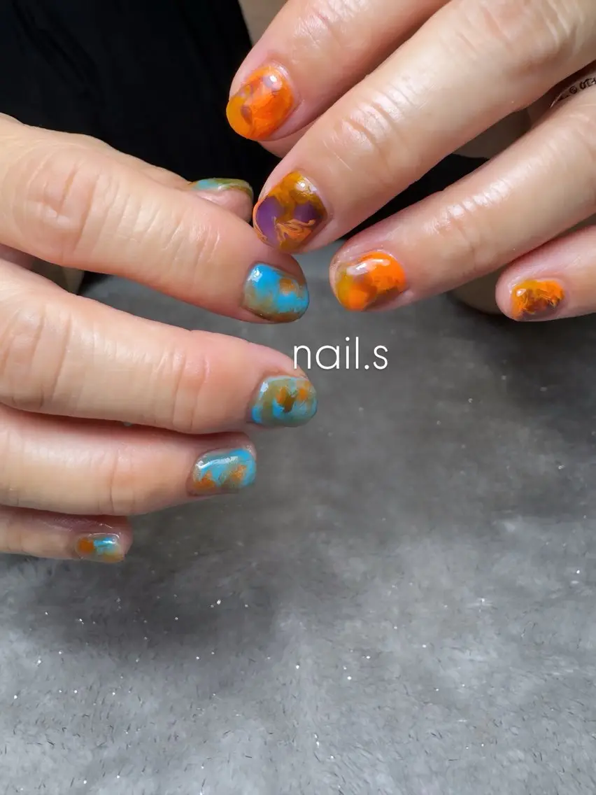 ネイル 大理石ネイル(マーブル) ニュアンスネイル ショートネイル ハンドネイル nail.s misatoのネイルデザイン
