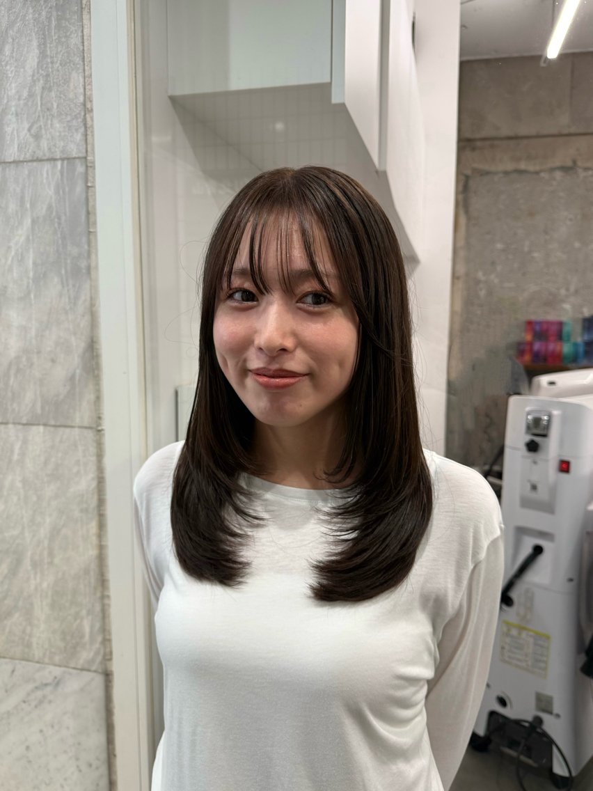 ミディアム カット 縮毛矯正 トリートメント 髪質改善×ブリーチ なしカラー/桃愛のヘアスタイル