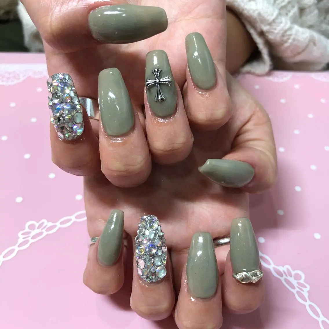 ミディアム ネイル ハンドネイル 《LB》ラブリエ Nail&eyeのマツエク・マツパデザイン