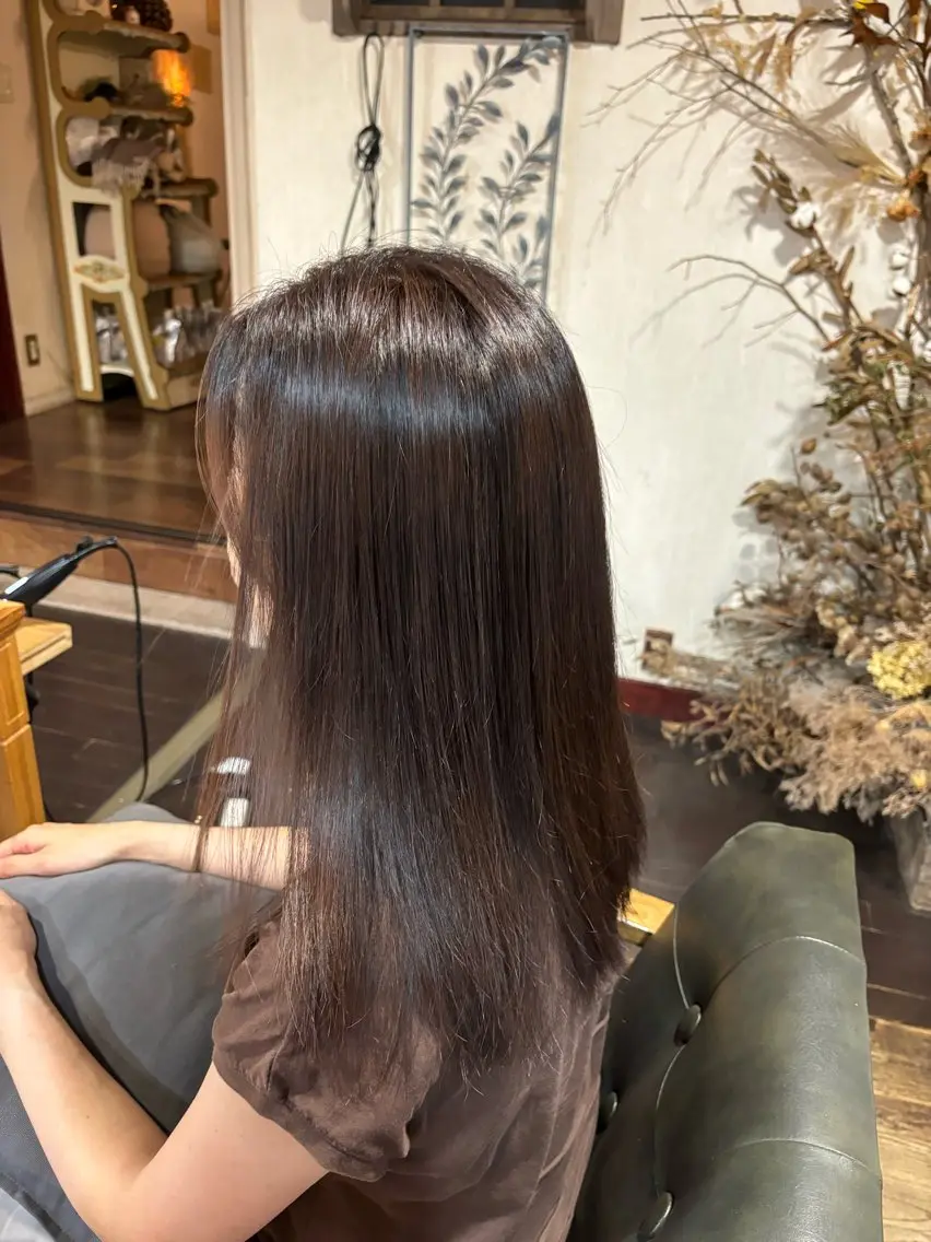 カラー ブラウンカラー 透明感カラー アカリ😸🫶 カラーリスト🧡のヘアスタイル