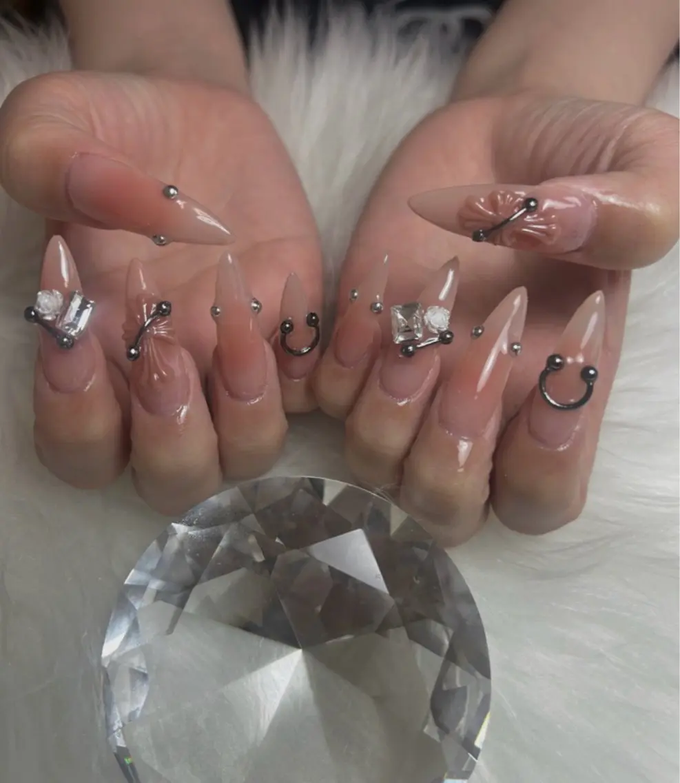 ネイル 長さ出し 持ち込み Luxe nailのネイルデザイン