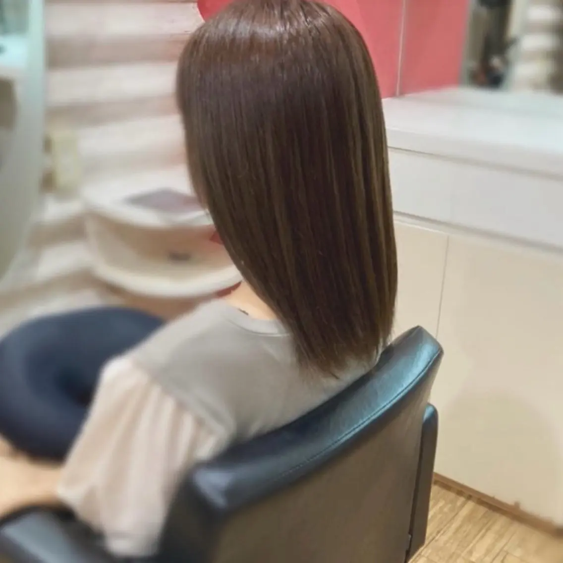 セミロング カラー 髪質改善 カット トリートメント KON|ごまかさない 艶。酸熱×精密カットのヘアスタイル