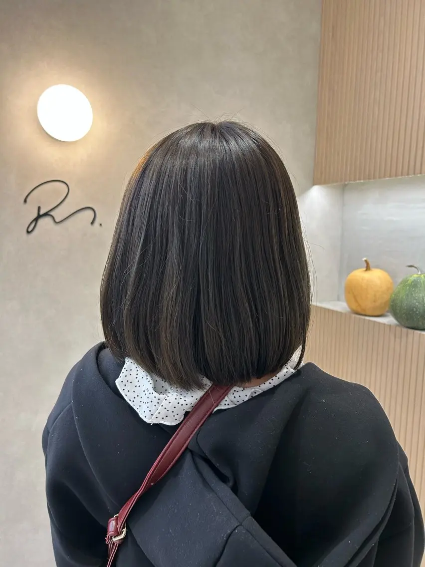 カラー アッシュ オリーブアッシュ mori yのヘアスタイル