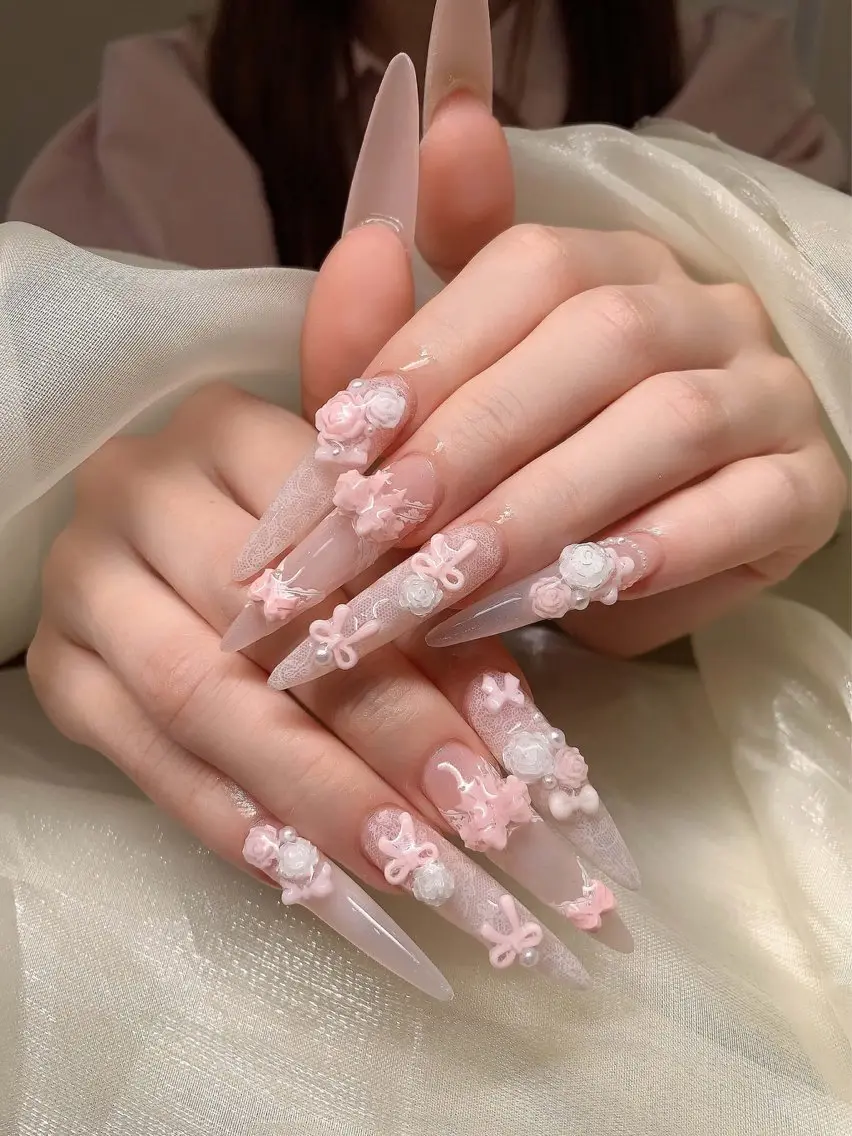 ネイル オーロラネイル ブルー チークネイル 長さ出し フットネイル NOA 池袋のネイルデザイン