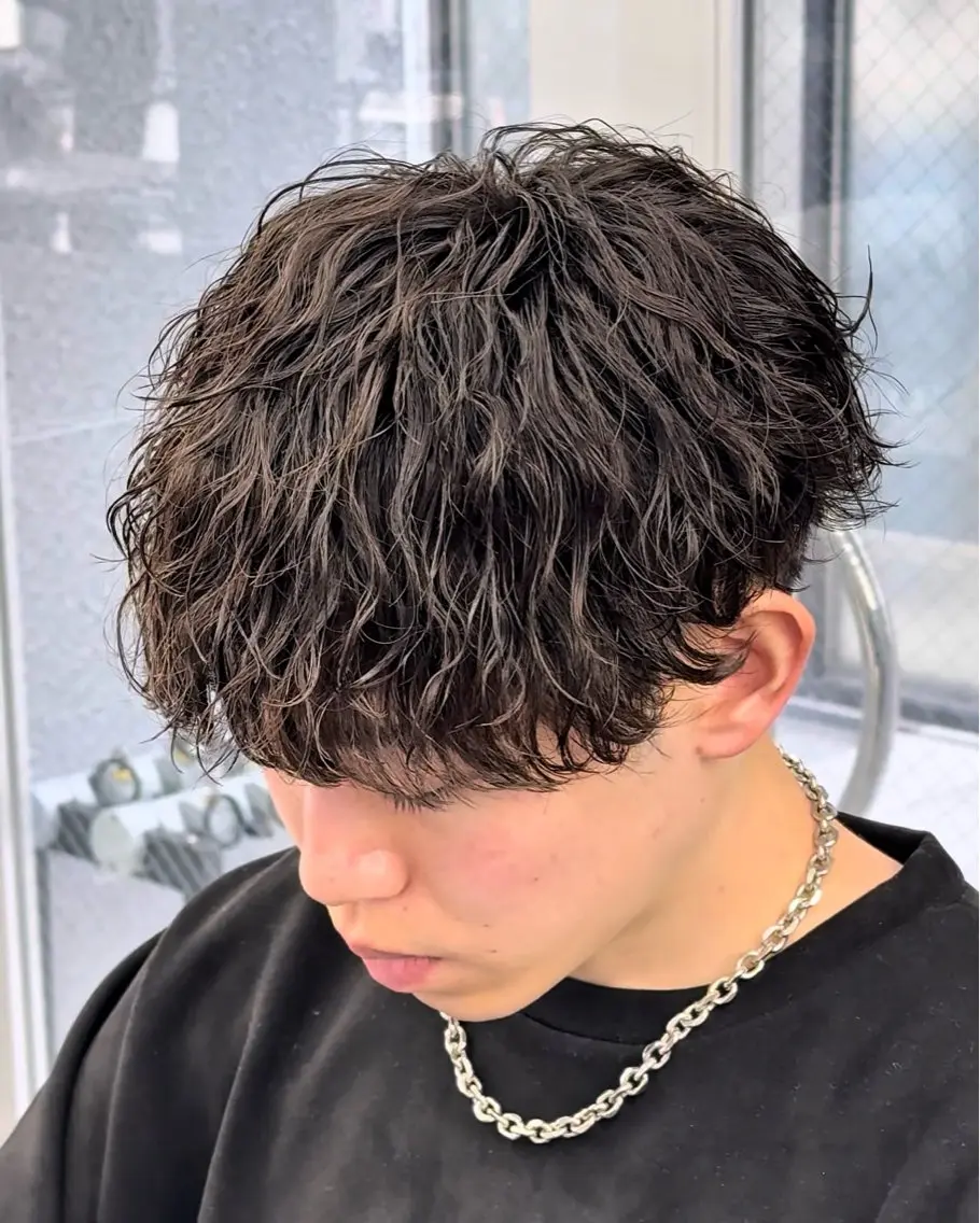 パーマ メンズ 🐲原宿、渋谷/メン ズ特化/パーマ、縮毛のヘアスタイル