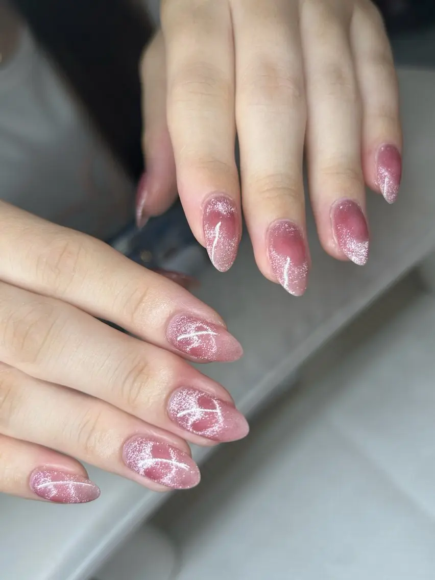 ネイル アートネイル オーロラネイル フレンチネイル ジェルネイル ガラスフレンチ RINN ANA.CHUOのネイルデザイン
