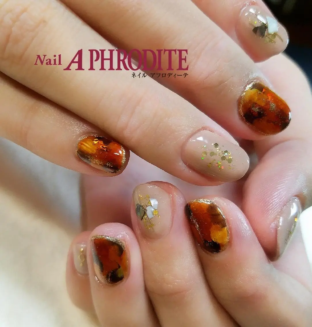 ネイル べっ甲ネイル Nail Aphroditeのネイルデザイン