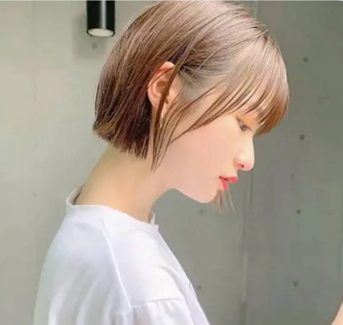 【ミニモ限定🌈】ケアブリーチ+艶カラー+内部補修トリートメント付き✨✨の写真
