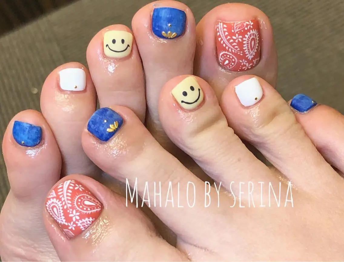 ショート カラー ネイル フットネイル SUNNY BAE. SERINAのネイルデザイン