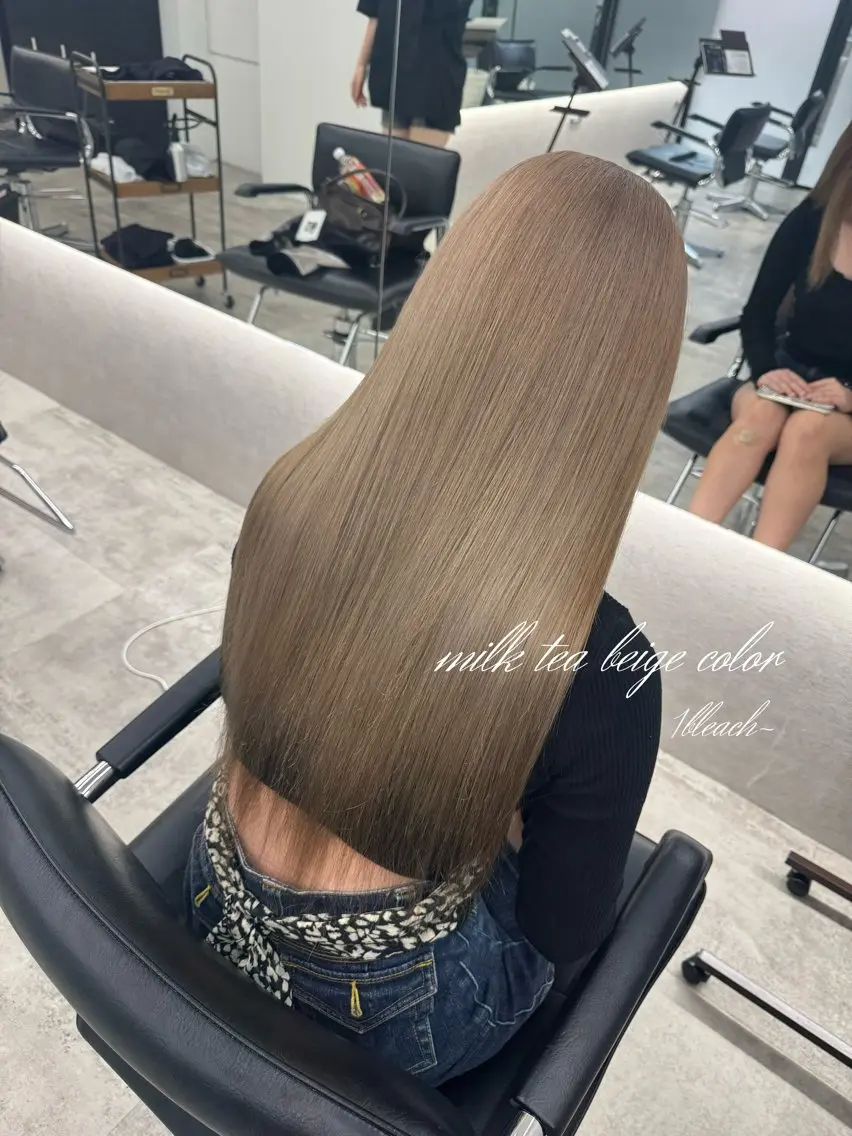 ロング ヘアカラー lisa  ︎︎のヘアスタイル