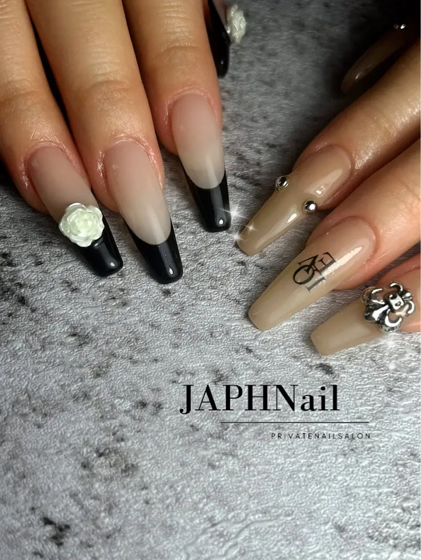ネイル フラッシュネイル フレンチネイル ロングネイル マグネットネイル 持ち込み NailSalon /JAPHのネイルデザイン