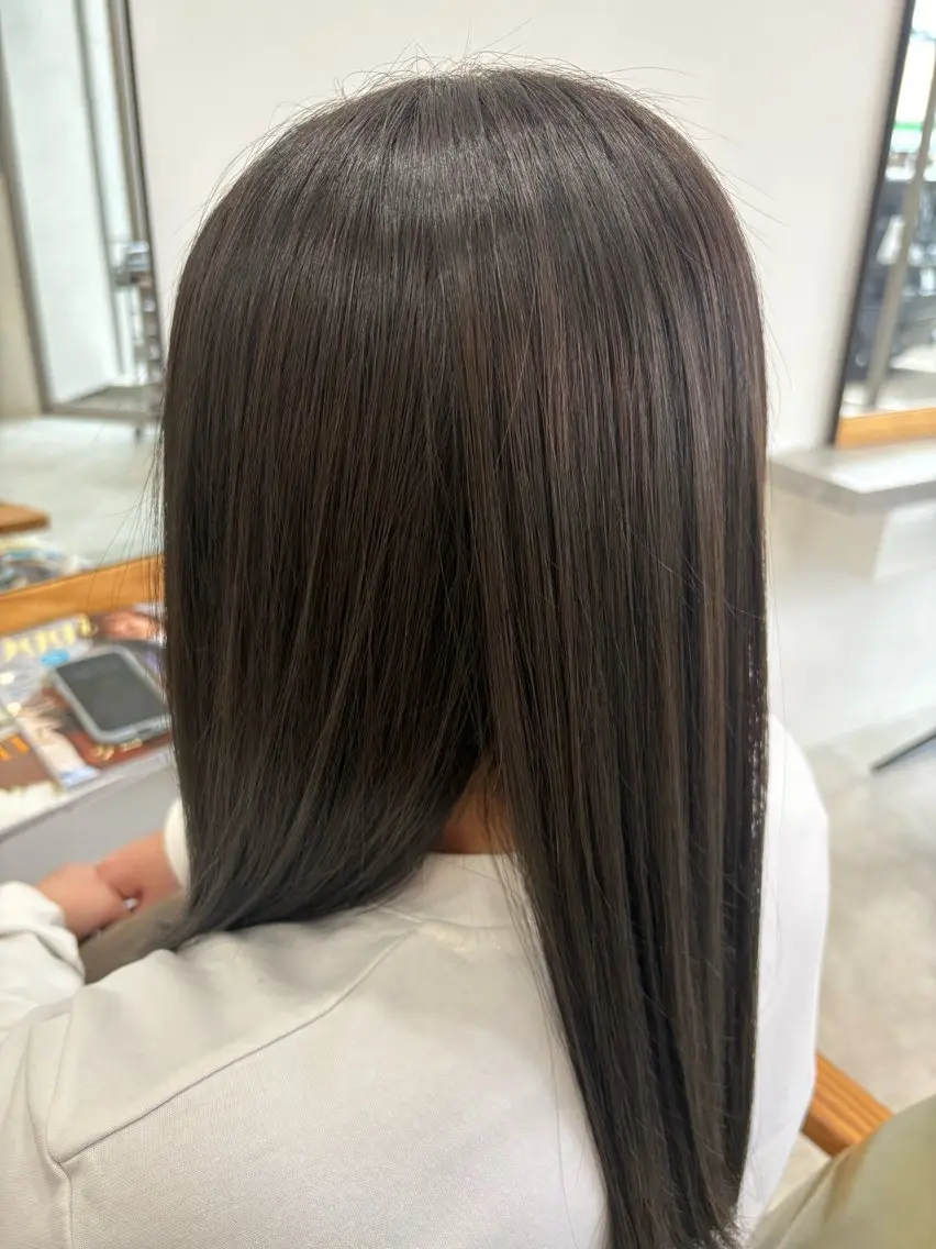 セミロング カラー moi Blanc/ Aoyagiのヘアスタイル