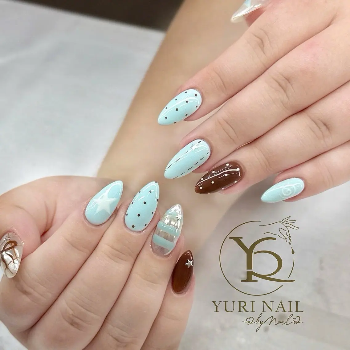 ネイル ハンドネイル フットネイル ハンドケア YURI Nail NARITAのネイルデザイン