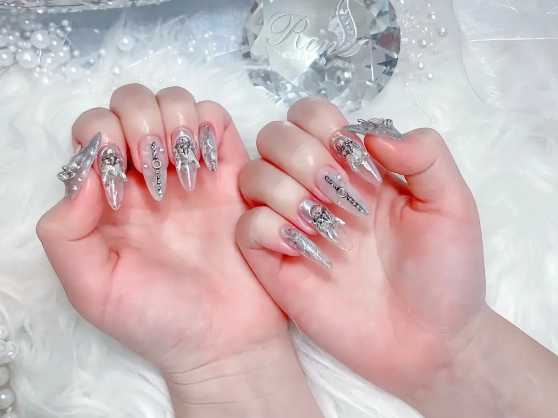 ネイル オーロラネイル チークネイル 桜ネイル クリアネイル ドット ハンドネイル Rin Nail Shinokuboのネイルデザイン