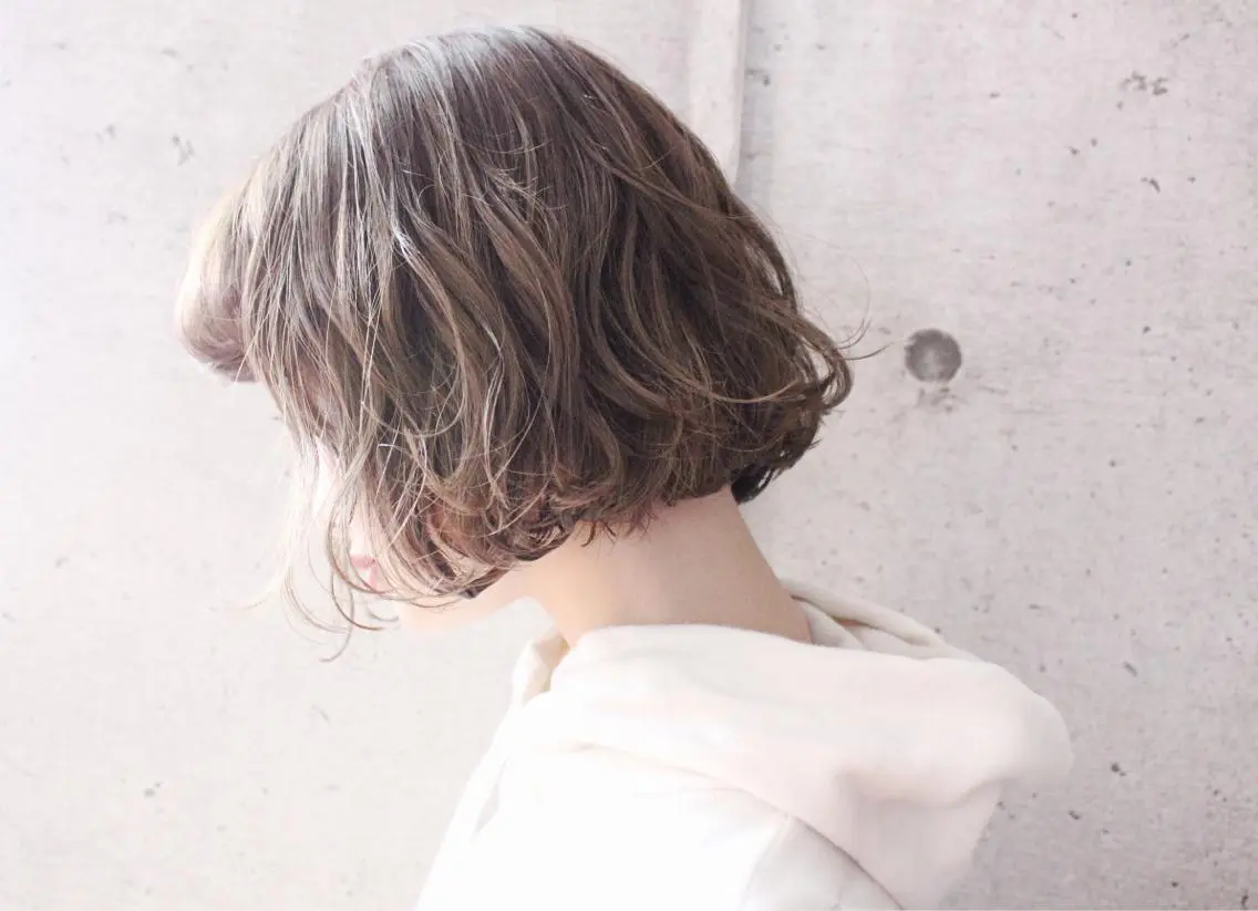 ショート カラー パーマ ooit 【オーイット】のヘアスタイル