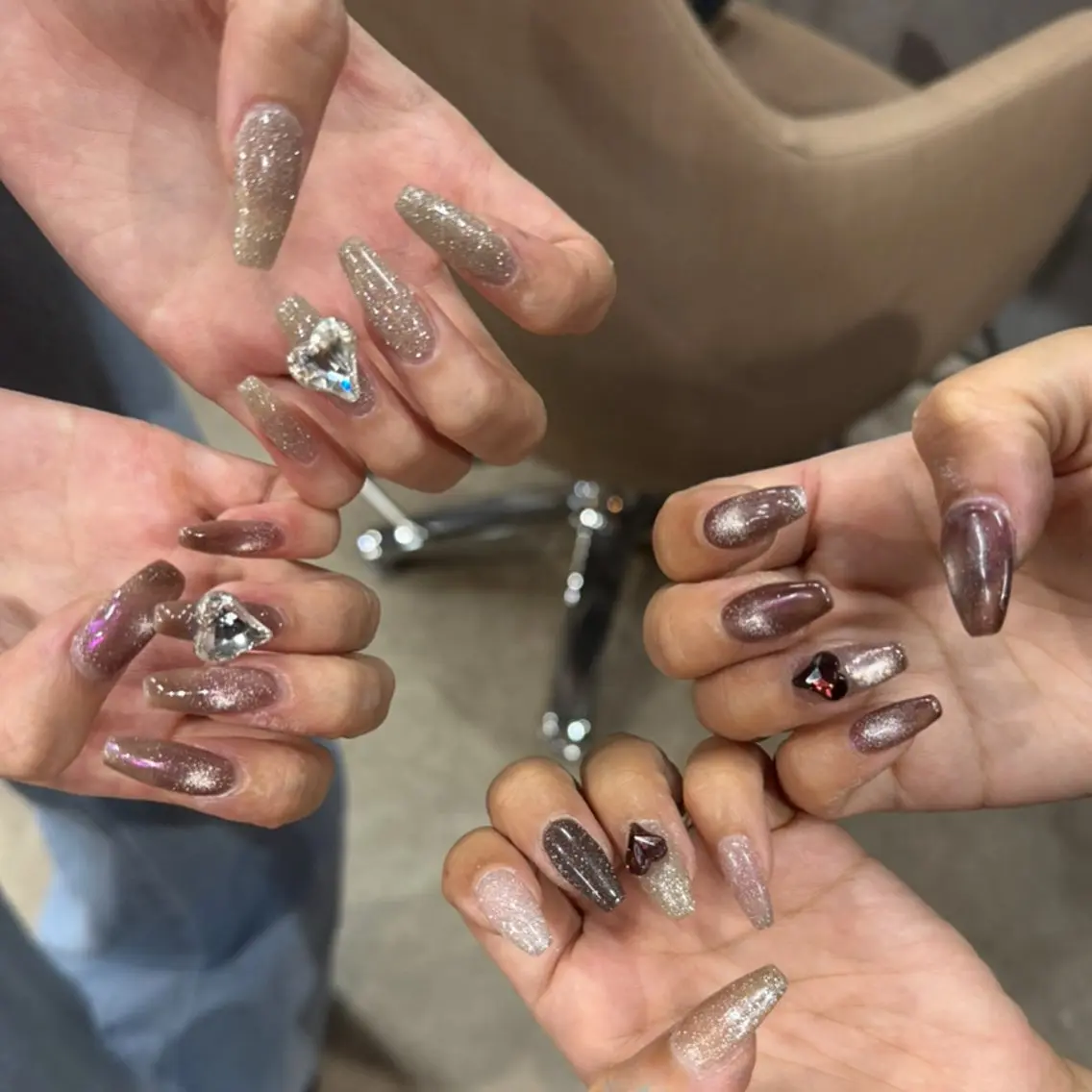 ネイル LAVISH 大和店 emi･:*+のネイルデザイン