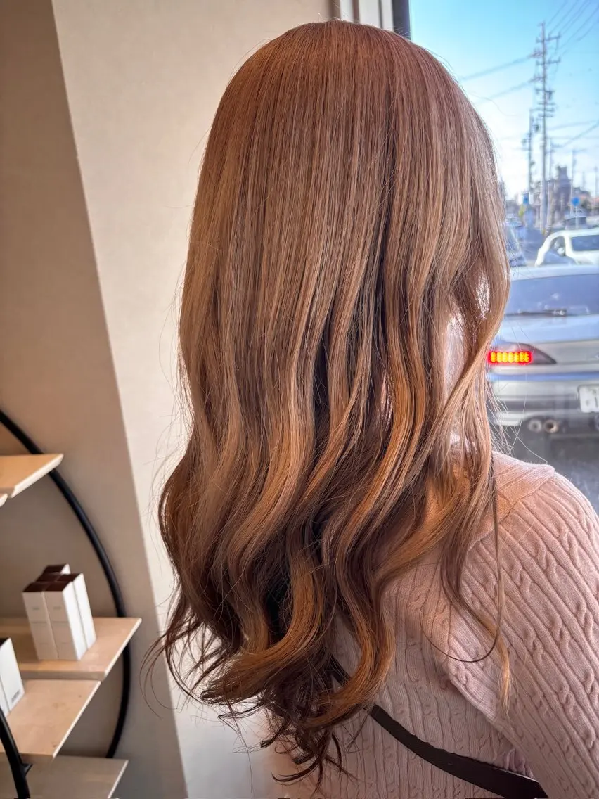 ロング ［ステレオ知立］岡田 ウルフ✂️のヘアスタイル