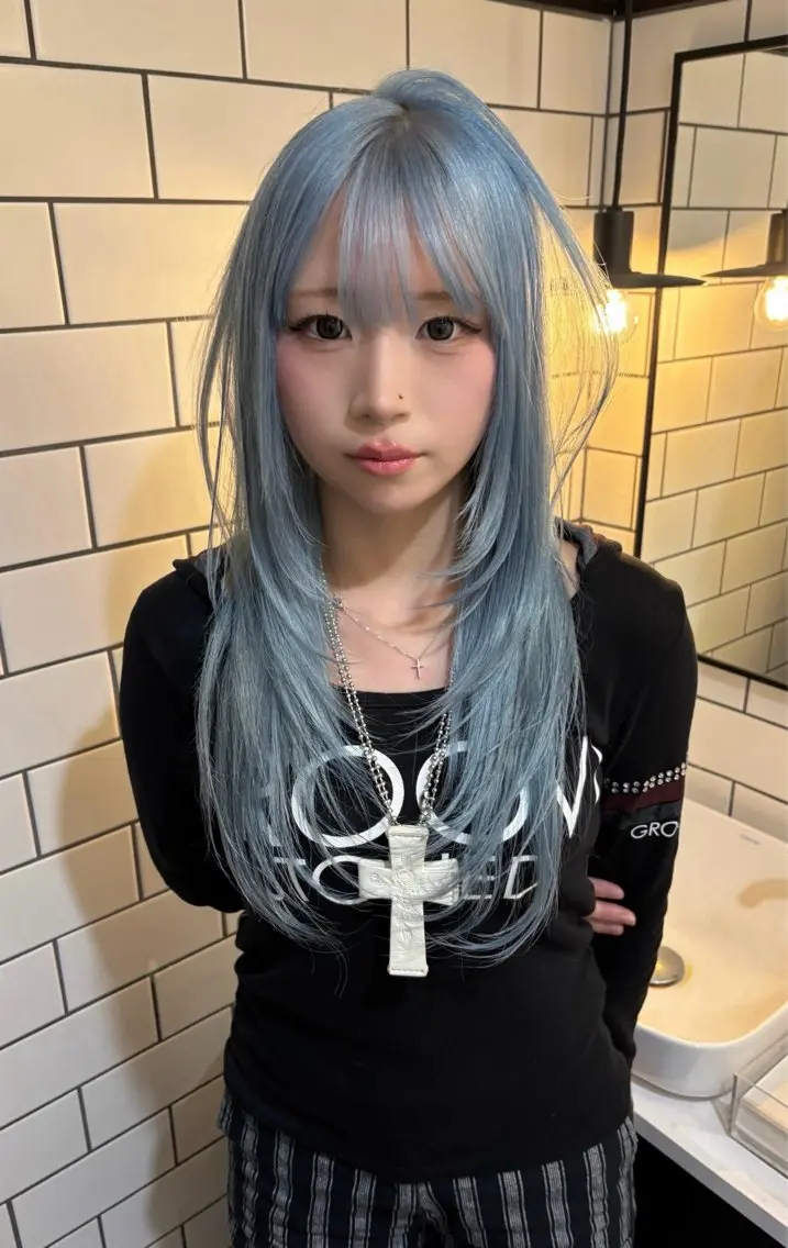 ♛ブリーチ2回＋ケアカラー＋cutの写真
