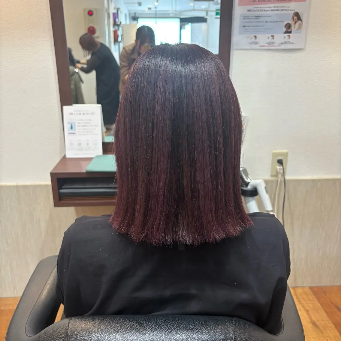 ミディアム 切りっぱなしボブ ボブ MOLLA ✂️辻桃加のヘアスタイル