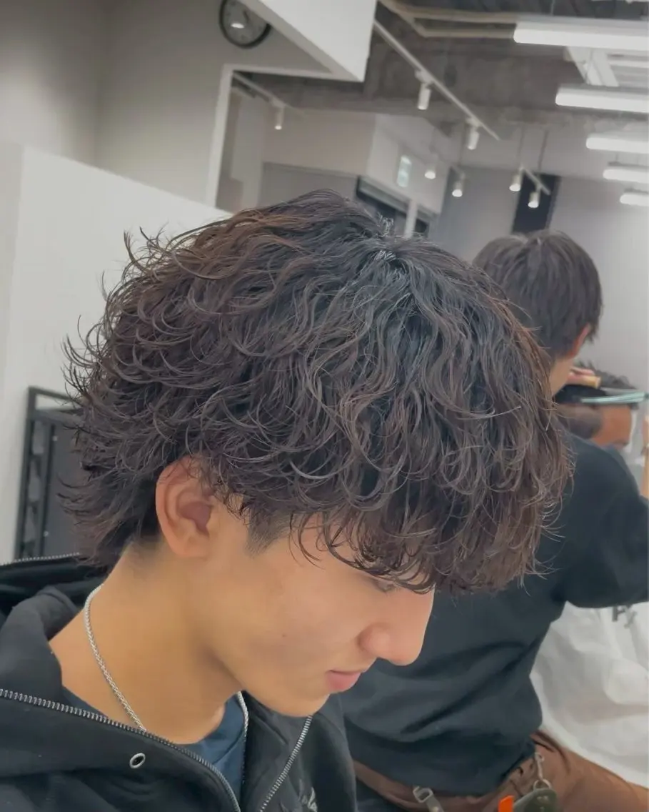 ショート カラー パーマ メンズ特化／ツイスパ ／波巻き／松本真生のヘアスタイル